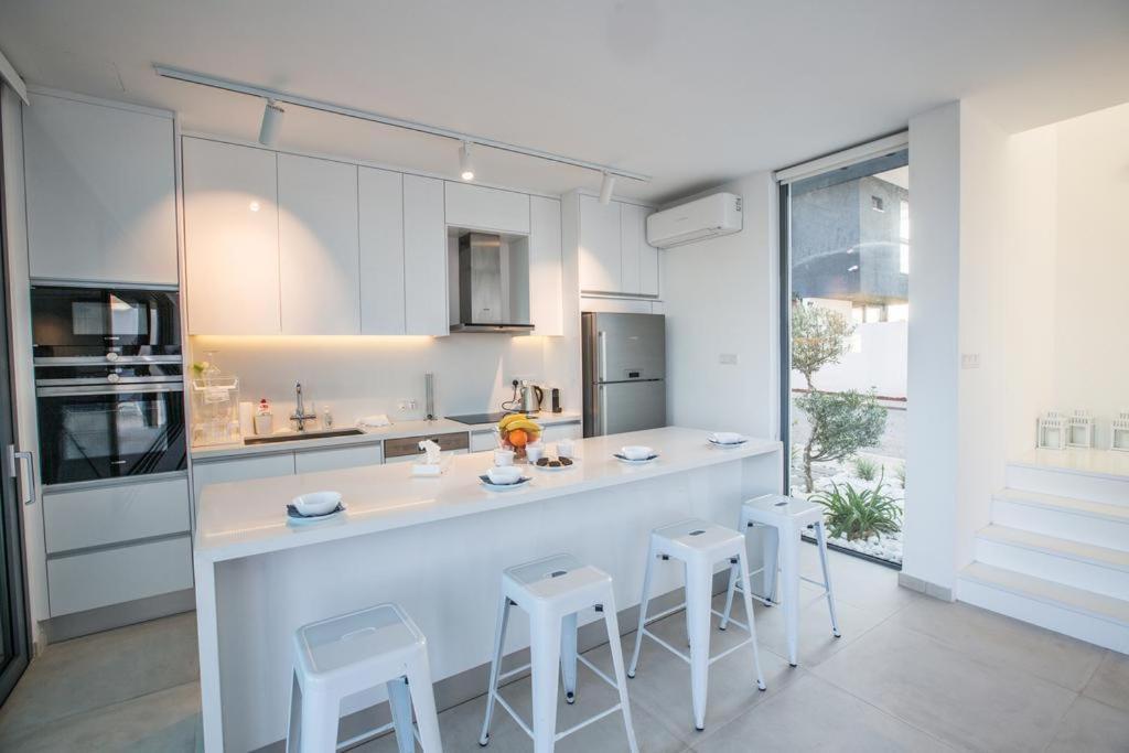 The White H Villa, Protaras, Fresh And Peaceful Paralimni Exterior photo