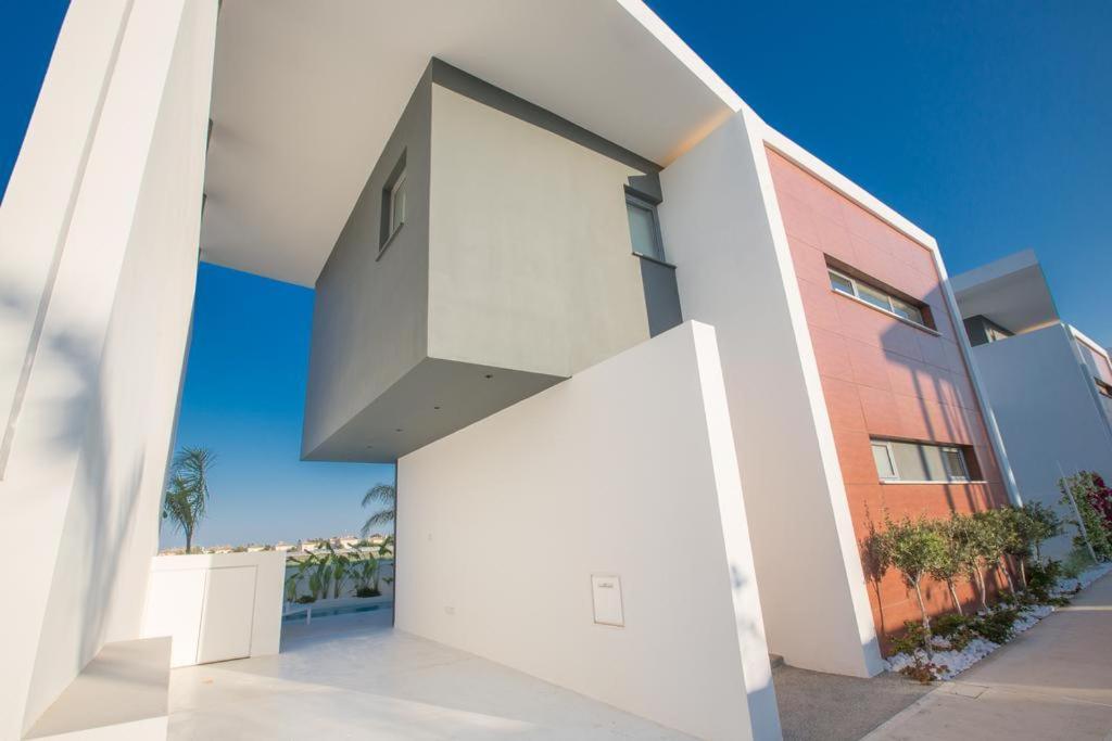 The White H Villa, Protaras, Fresh And Peaceful Paralimni Exterior photo